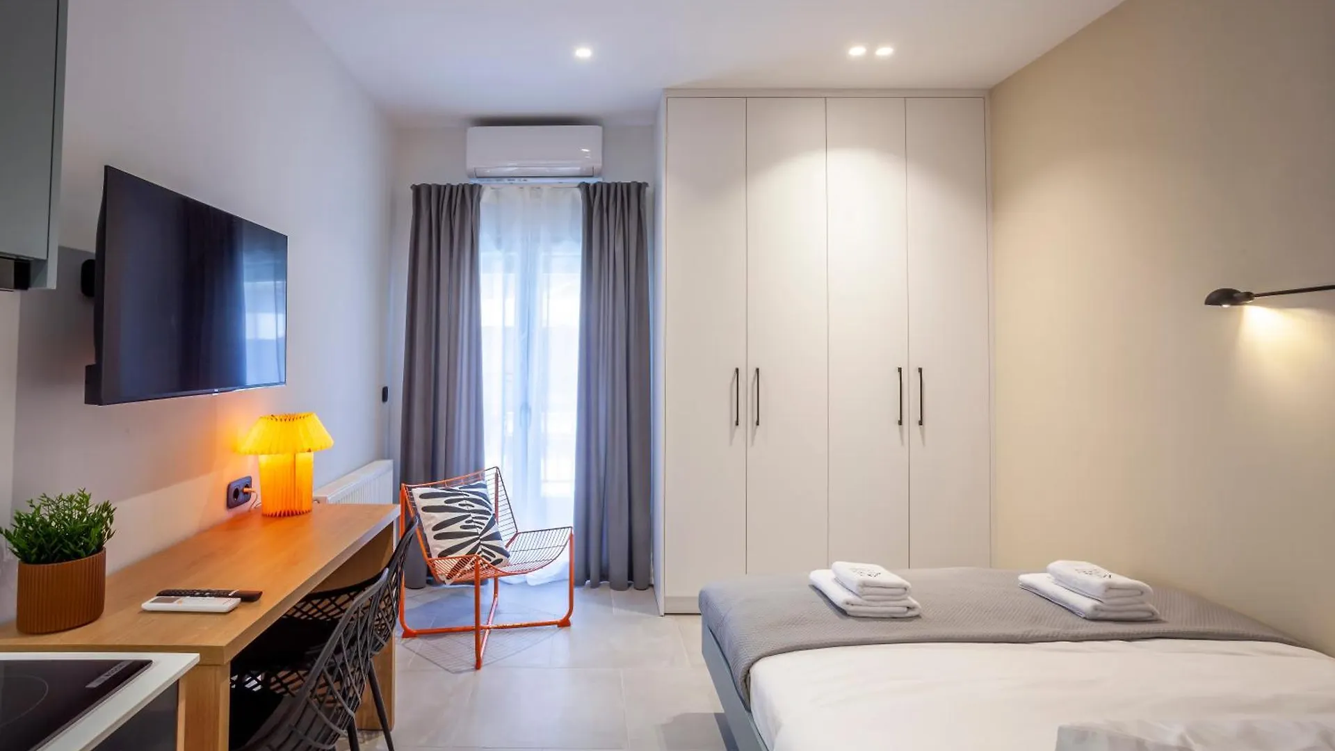Mazi Rooms Charilaou 2,2 Thessaloniki Greece